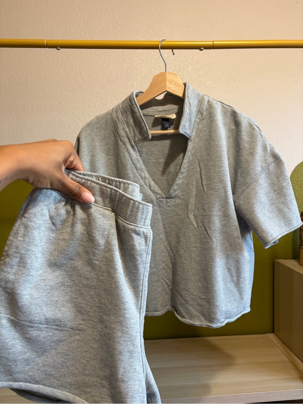 Cropped Gray Sweatshirt & Shorts Lounge Set M TOP S BOTTOMS